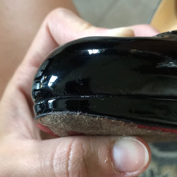 Christian Louboutin Black Patent Pump - Picture 8 of 8